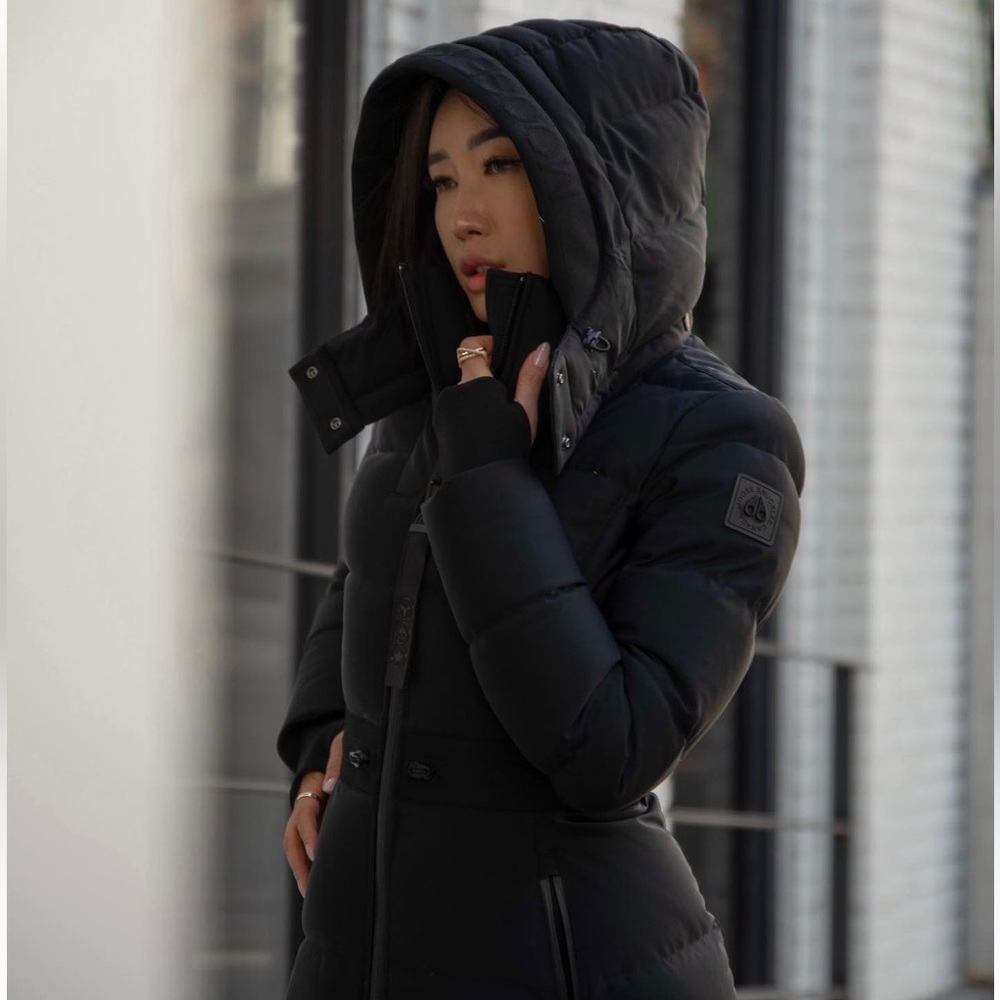 Moose Knuckle Jacket brand new. Size Small. Black.